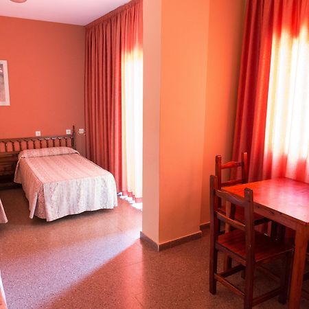 อพาร์ตโฮเต็ล ลาส มารีโปซาส Aparthotel โยเรตเดมาร์ ภายนอก รูปภาพ
